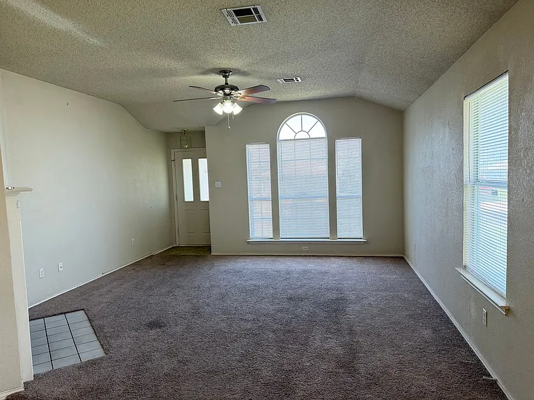 2213 Schwald Rd — Photo 2