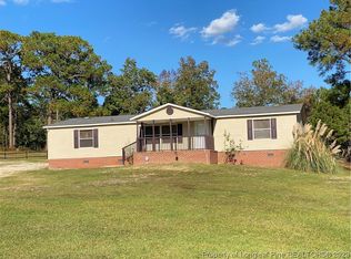 217 Longhill Dr, Fayetteville, NC 28311