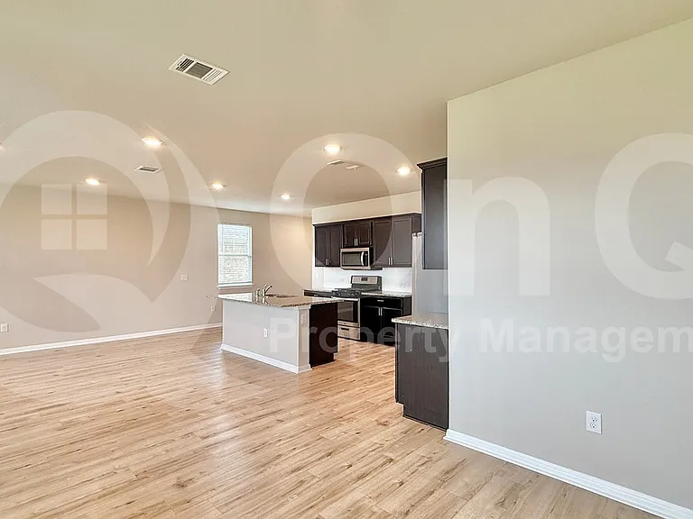 521 Otto Ave — Photo 28