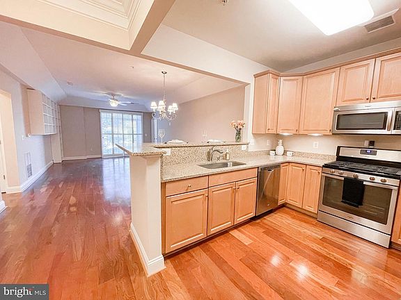 5th image of 8612 Wintergreen Ct Unit 105