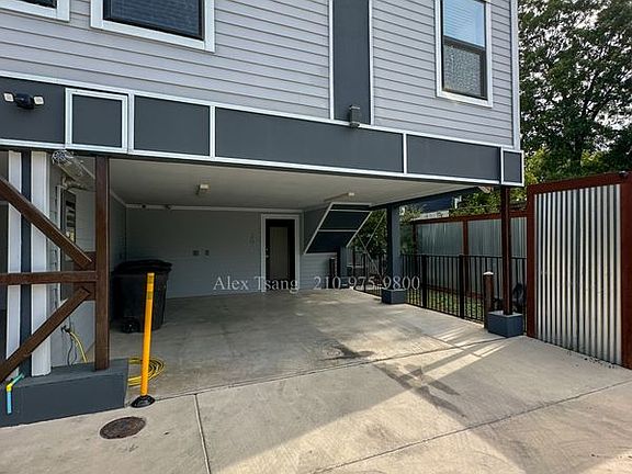 3rd image of 225 S Pine St APT 202