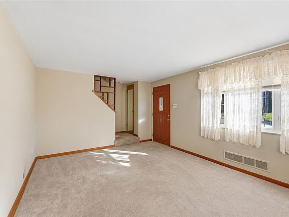 4th image of 1316 Kenberma Ave