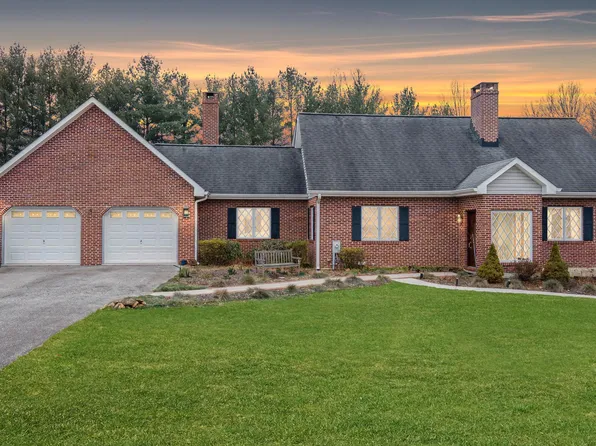 327 Crowl Rd, Westminster, MD 21158