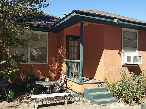 3rd image of 2152 Stanford Ave