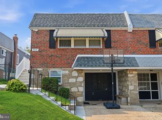 9876 Wistaria St, Philadelphia, PA 19115
