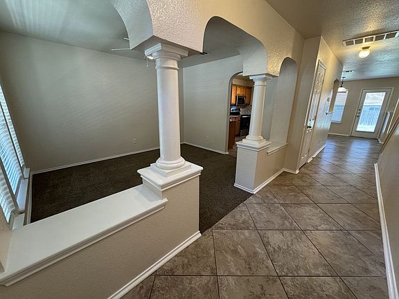 3rd image of 5203 Causeway Ct