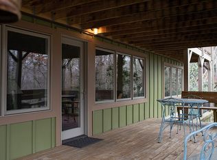 6 Rhododendron Rd, Black Mountain, NC 28711