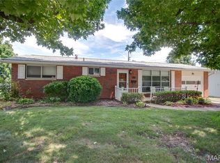 5411 Nelson Pl, Alton, IL 62002