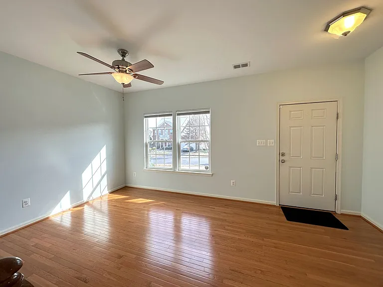 13758 Restina Rd — Photo 3