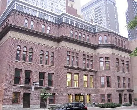 11 Saint Joseph St #910 Photo 1