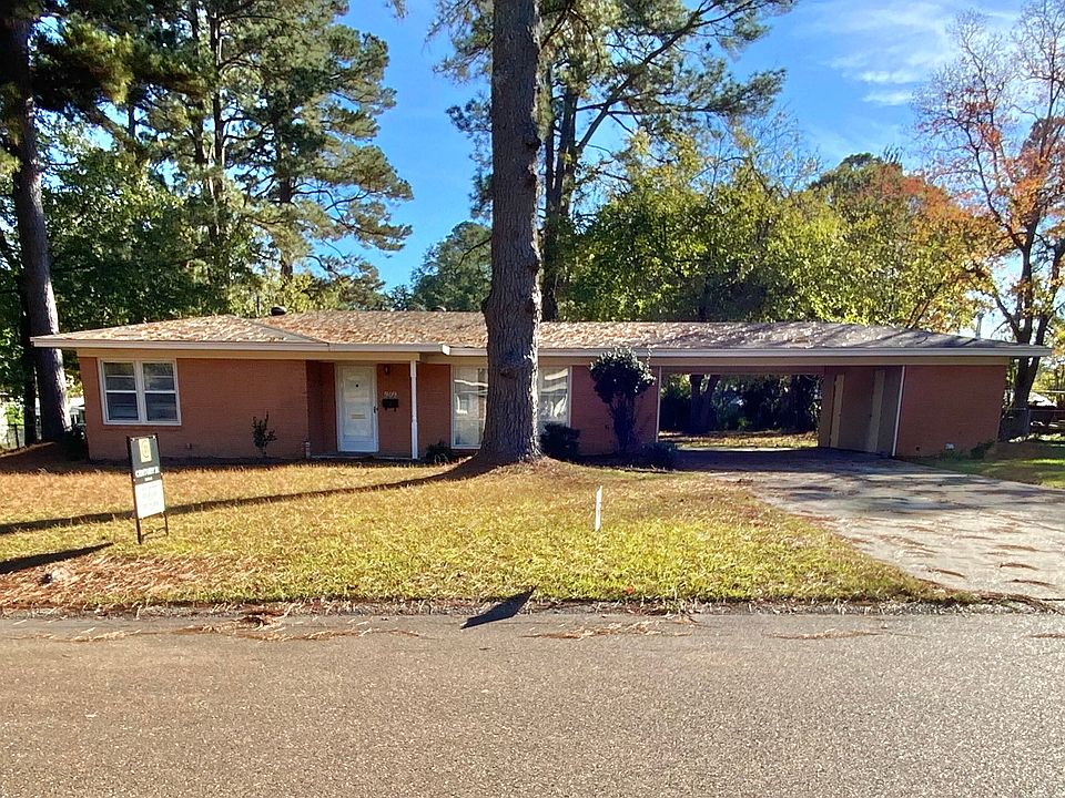 1st image of 909 Maplewood Dr