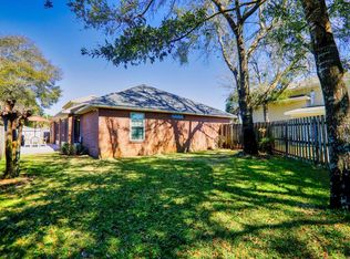 1950 Waterford Ridge Rd, Fort Walton Beach, FL 32547