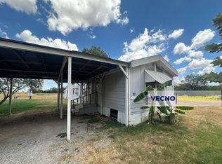 9831 Highway 106 Loop #20, San Antonio, TX 78263