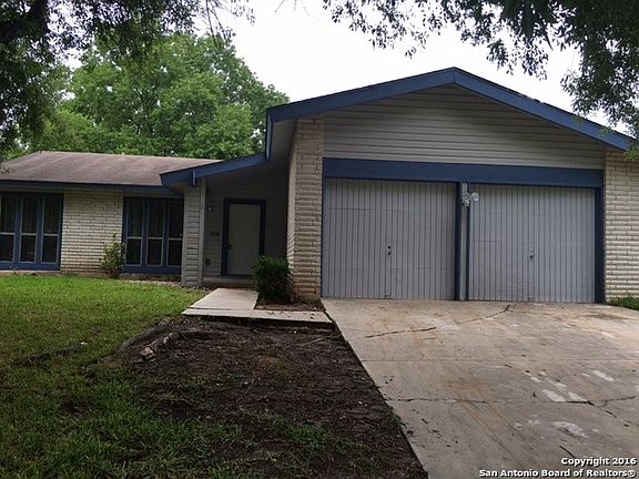 3rd image of 2806 Lake Arbor St
