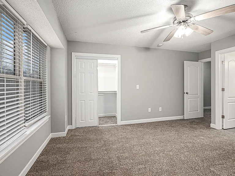 Timbers East - 10522 — Photo 12