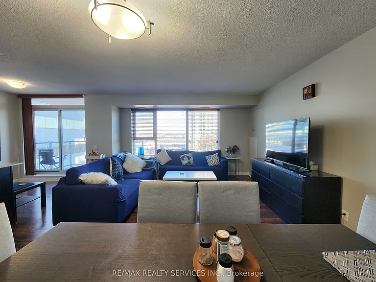 25 Town Centre Ct #1002 — Photo 11