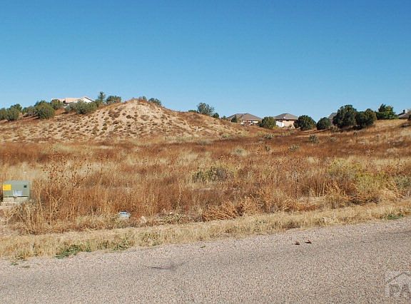 3rd image of 1974 W Carrizo Springs Ave