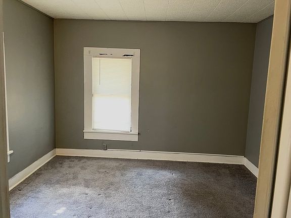 3rd image of 2148 N Graceland Ave