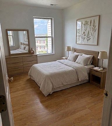 4th image of 59 Easthampton Ct #1