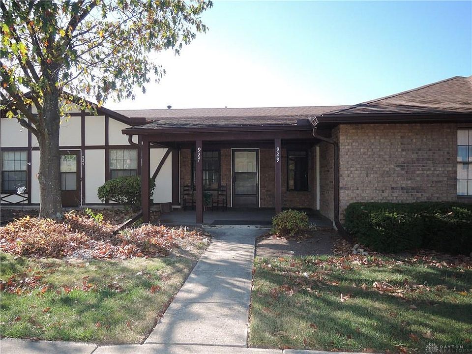 1st image of 927 Pine Needles Dr