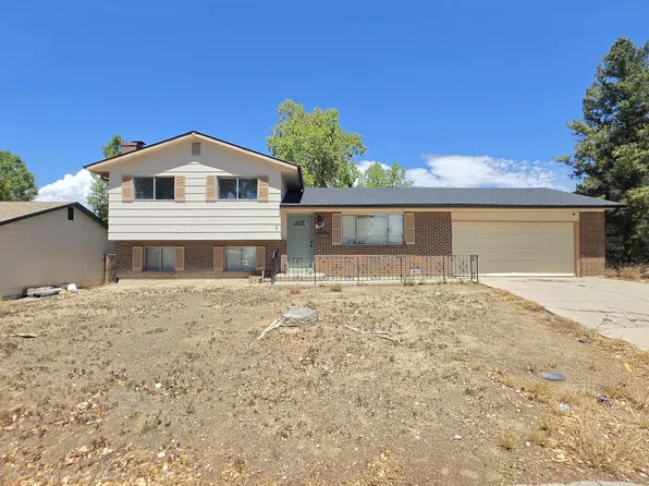 2215 South Dr, Pueblo, CO 81008
