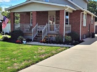 611 Painter Ave, Natrona Heights, PA 15065