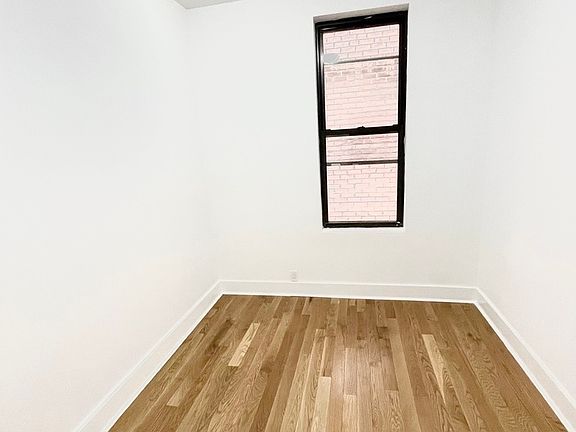 3rd image of 1264 Lexington Ave #6S