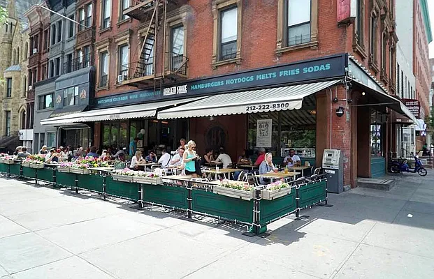 Rented by EastMount Realty LLC | media 14