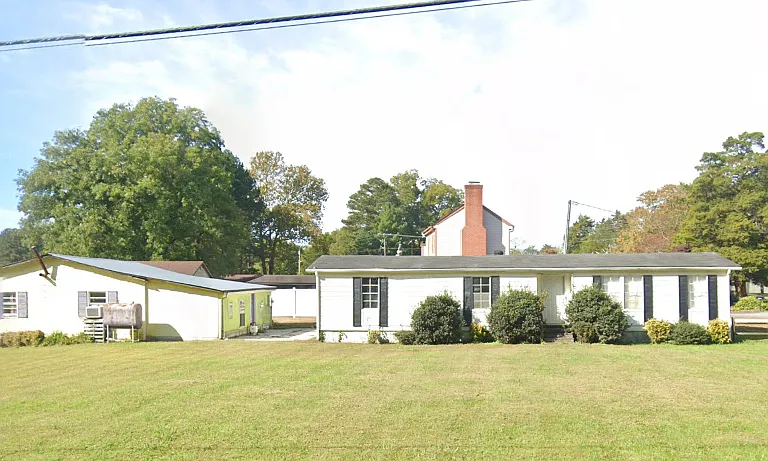 18457 New Kent Hwy — Photo 1