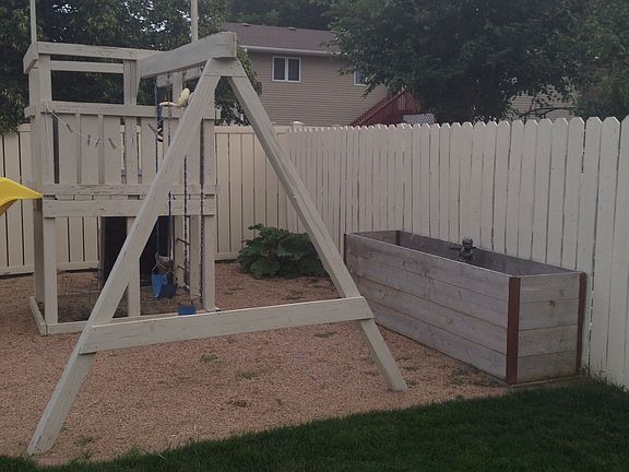2nd image of 4419 Loveland Dr