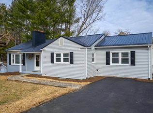 119 Circle Dr, Galax, VA 24333