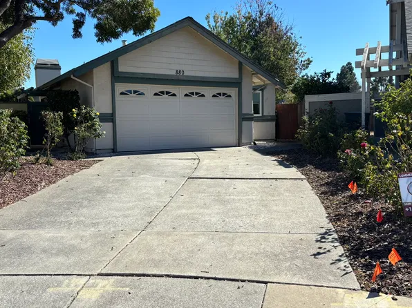 880 Malibu Dr, Concord, CA 94518