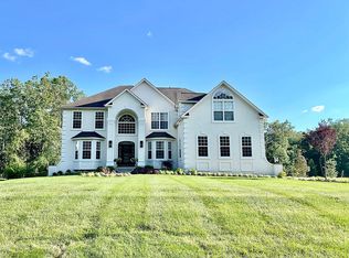 110 Florawood Ct, Franklinville, NJ 08322