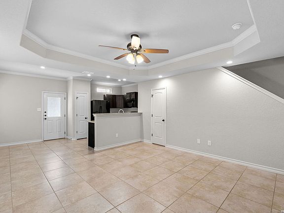5th image of 6934 Lakeview Dr