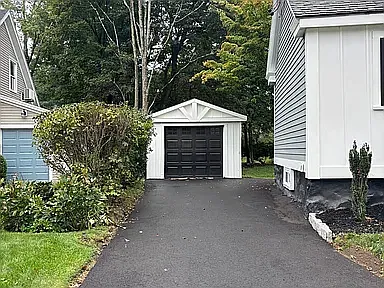 2 bed, 656 sqft, $3,400 — Photo 2