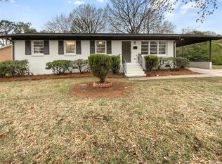 901 White Plains Rd, Charlotte, NC 28213