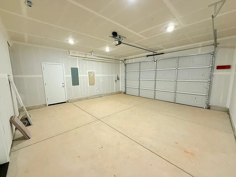 8372 Valpane Way — Photo 54