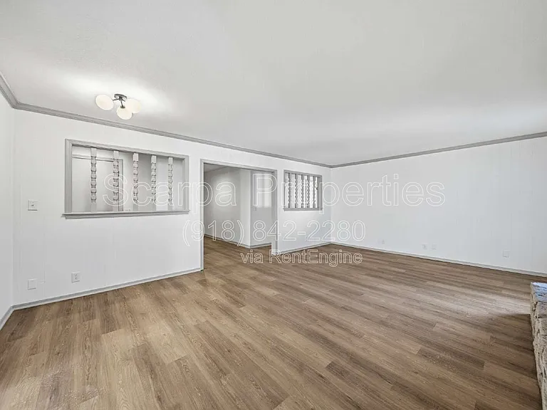 11648 N 104th East Ave — Photo 9