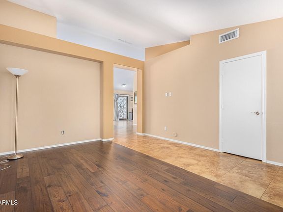 5th image of 2735 S SEAN Drive