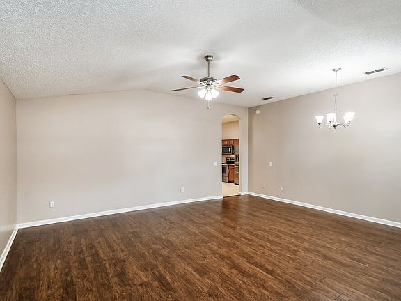 4th image of 9366 Daniels Mill Dr