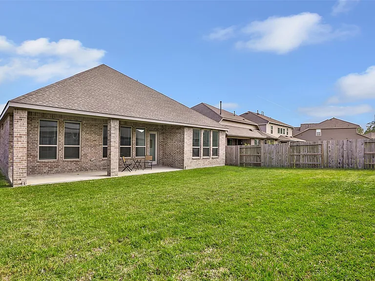 9423 Pelican Cliff Ct — Photo 10