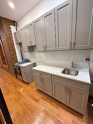 3rd image of 189 E 3rd St #1