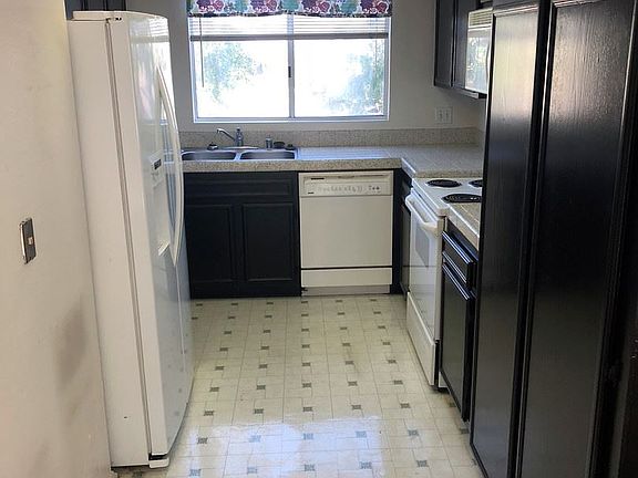 3rd image of 8650 Mission San Carlos Dr Unit 42