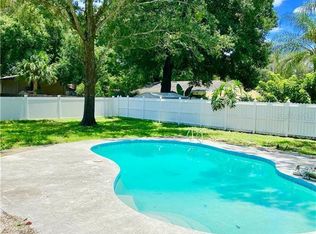 1460 Ambassador Dr, Clearwater, FL 33764