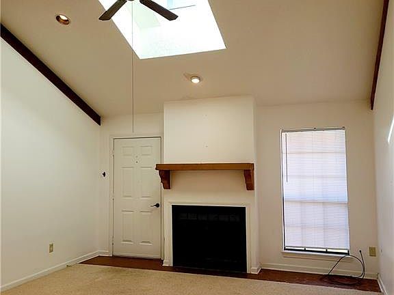 4th image of 386 Windermere Blvd APT A