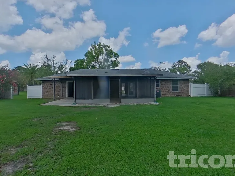 2159 Acorn Mnr — Photo 15