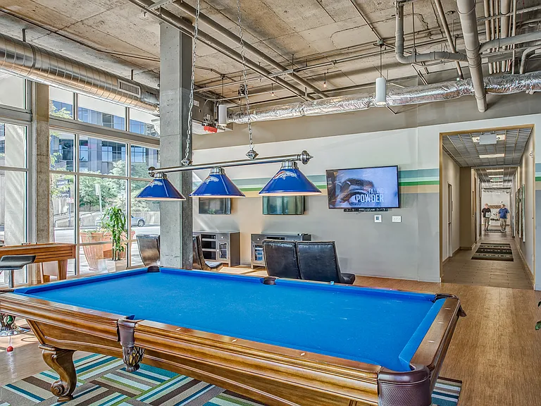 Skyline 1801 — Photo 18