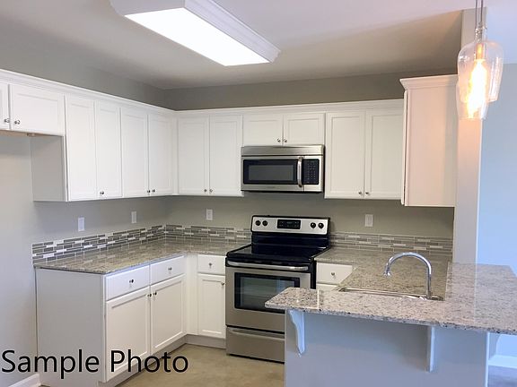 5th image of 1606 Dehart Dr APT D