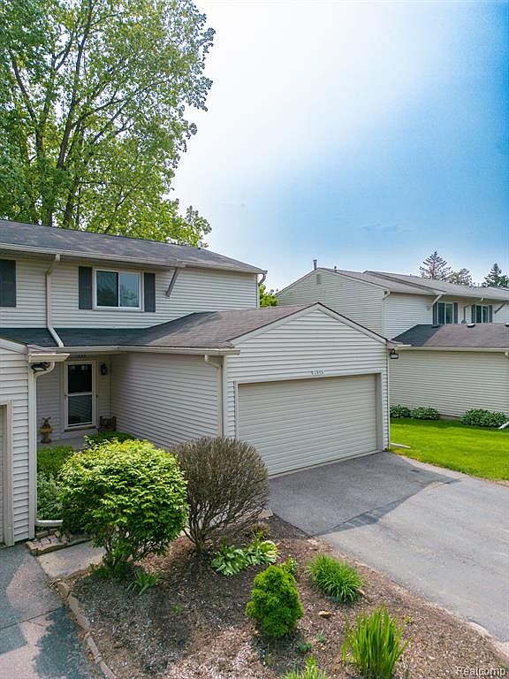 1355 Lochaven Rd, Waterford, MI 48327 Zillow