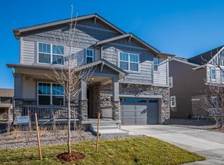990 S De Gaulle Ct, Aurora, CO 80018